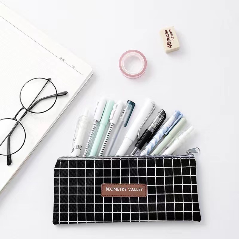 Tempat Pensil Pulpen KAIN MOTIF Geometry Valley Karakter Serbaguna Pouch Kosmetik Pencil Case - BUM