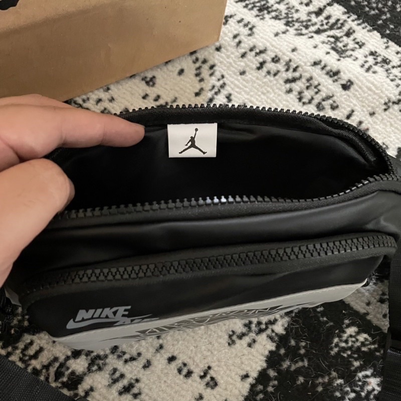 ((TERMURAH)) WAISTBAG AIR JORDAN WINGS / TAS PINGGANG AIR JORDAN WINGS / WAISTBAG KULIT / WAISTBAG AIR JORDAN KULIT / TAS PINGGANG KULIT / TAS PINGGANG PRIA