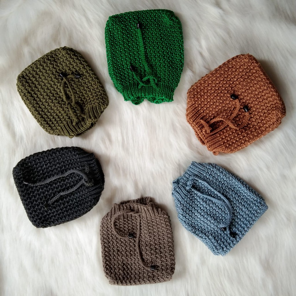Tas selempang rajut serut polos kecil
