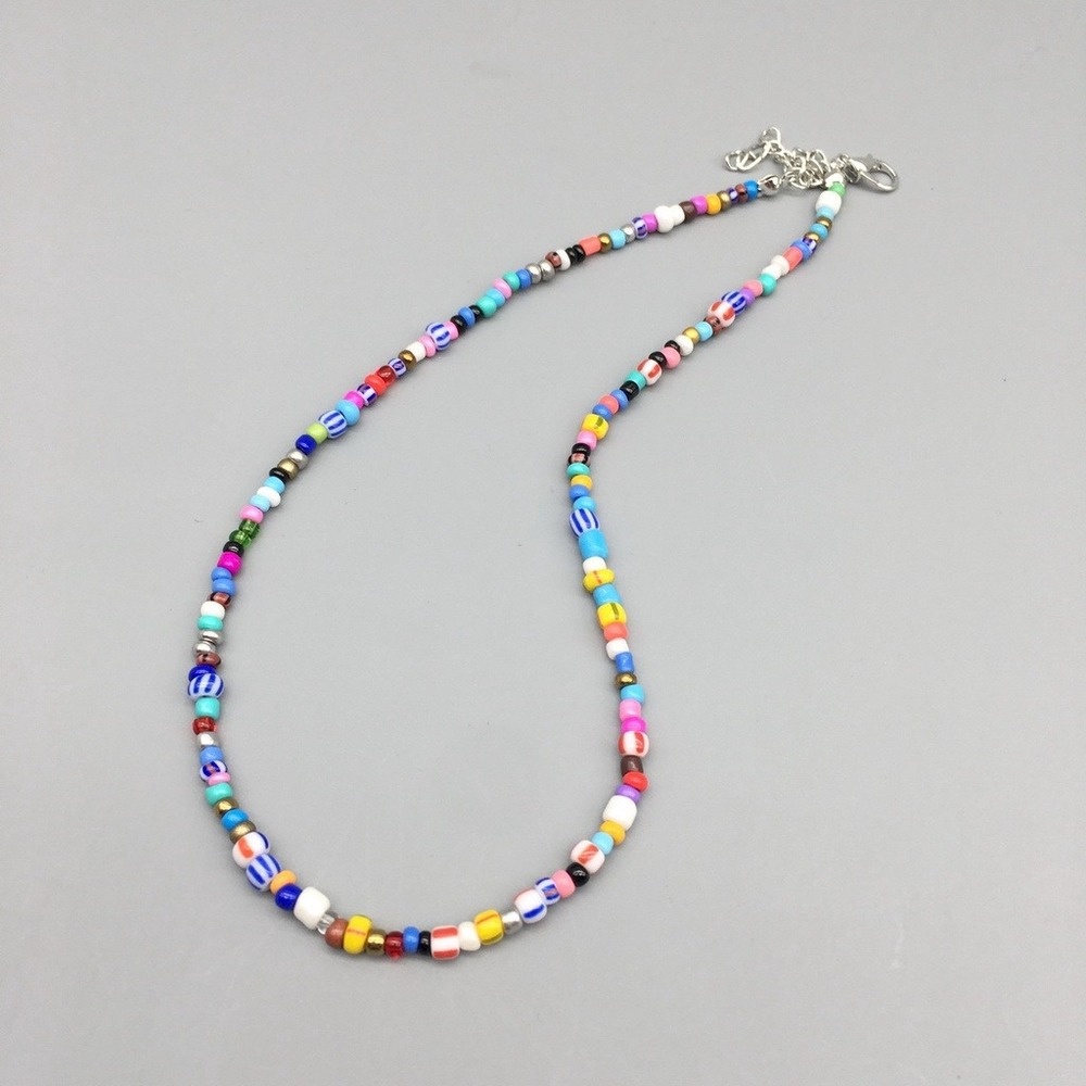 New Popular Color Rice Bead Necklace Handmade Fashion All-match Glass Rice Bead Short Necklace