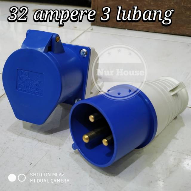 stop kontak genset 32 amper 3 lubang 3 kaki 1 set ip 44 untuk pemasangan tembok