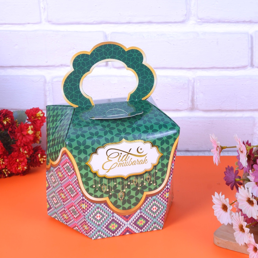 

Box Lebaran 1 Tpls 15x14,5cm / isi 2pcs