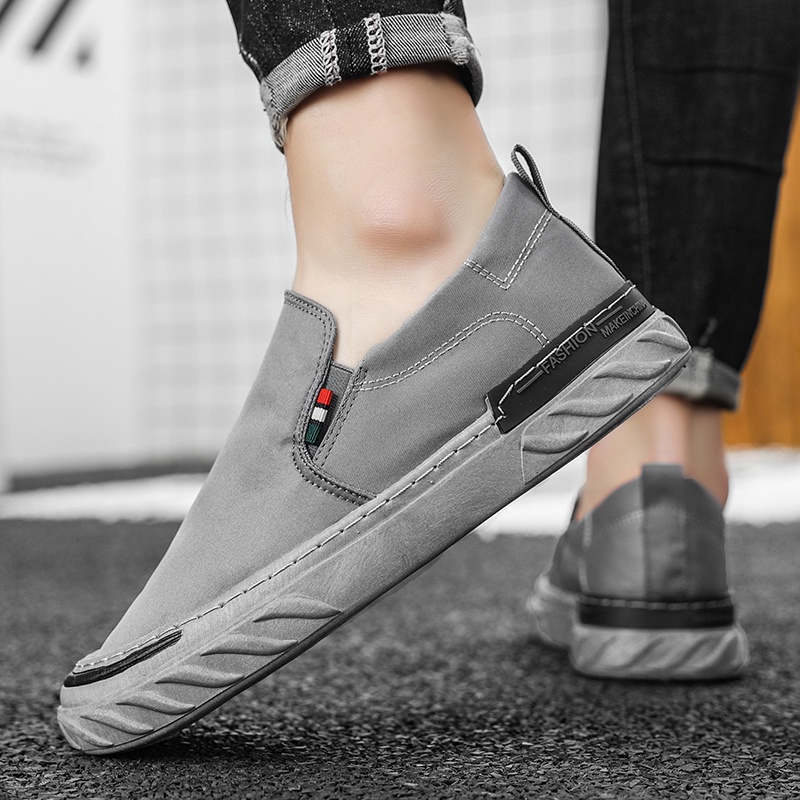 Mainland Sneakers Slip On Pria Fashion Casual Sepatu Kets Kuliah Kerja MC119
