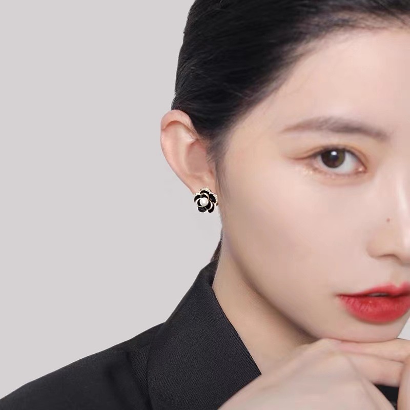 Anting Bunga Camellia Earrings Retro Korean Style