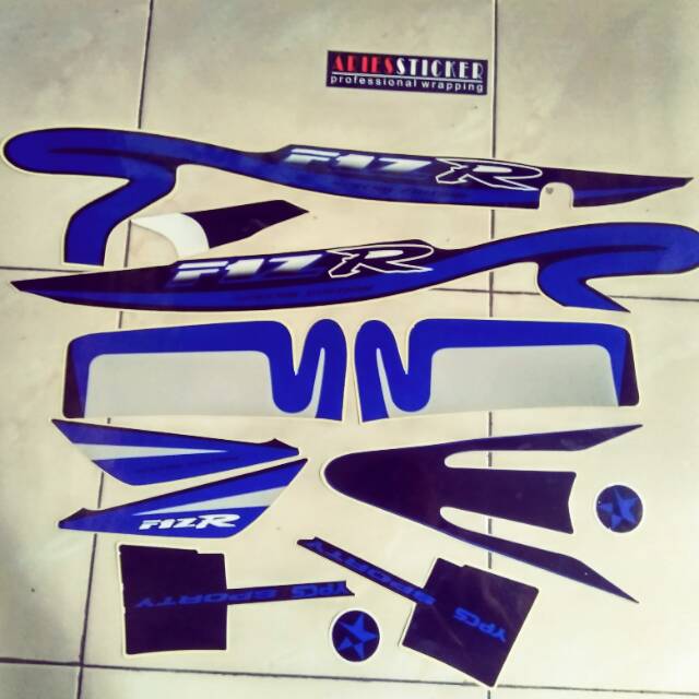Striping Sticker Yamaha F1zr Caltex Biru Shopee Indonesia