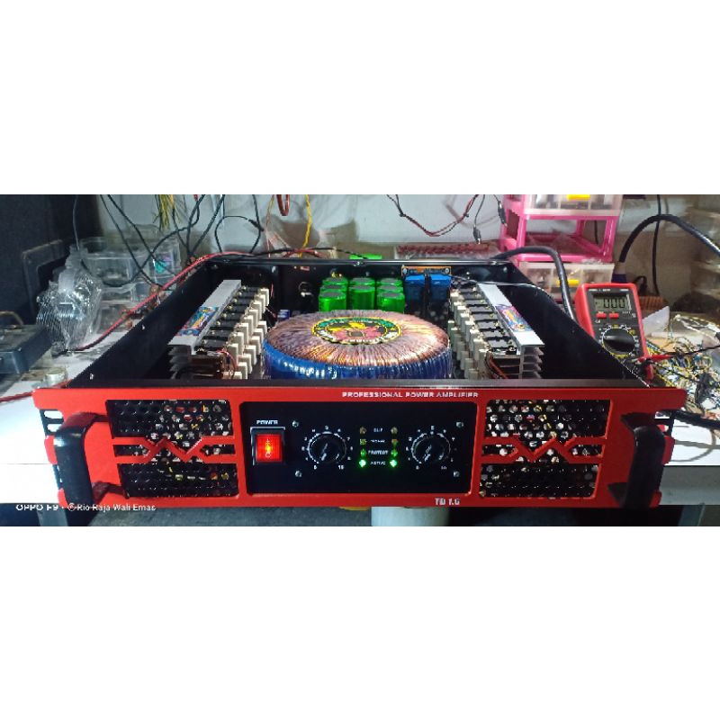 POWER AMPLIFIER 20A CT 65vac