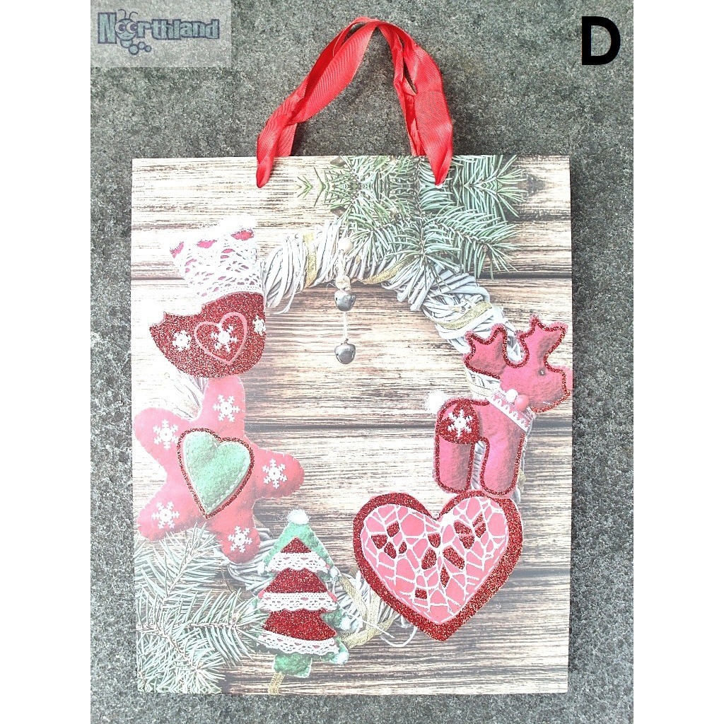 

FRESH Paper Bag Christmas WOOD SPARKLE 3 Pieces 26 x 10 x 32 cm ISTIMEWA