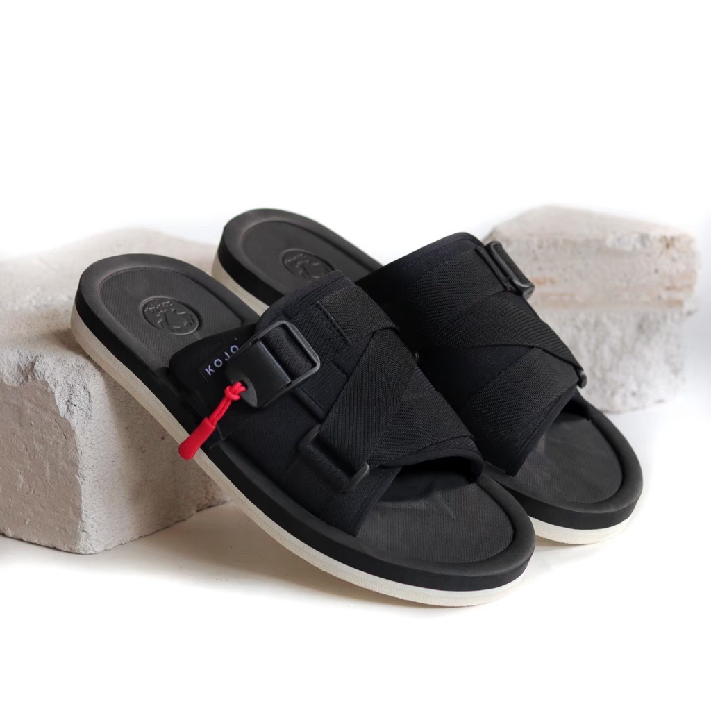 SERIZAWA FULL BLACK ORIGINAL x KOJO Sandal Casual Hitam Pria Sendal Slide Jalan Santai Harian Slippers Hangout Main Kondangan Lebaran Slop Karet Slip On Remaja Dewasa Selop Kerja Formal Premium Strap Flip Flop Sport Fashion Footwear Keren Terbaru Branded