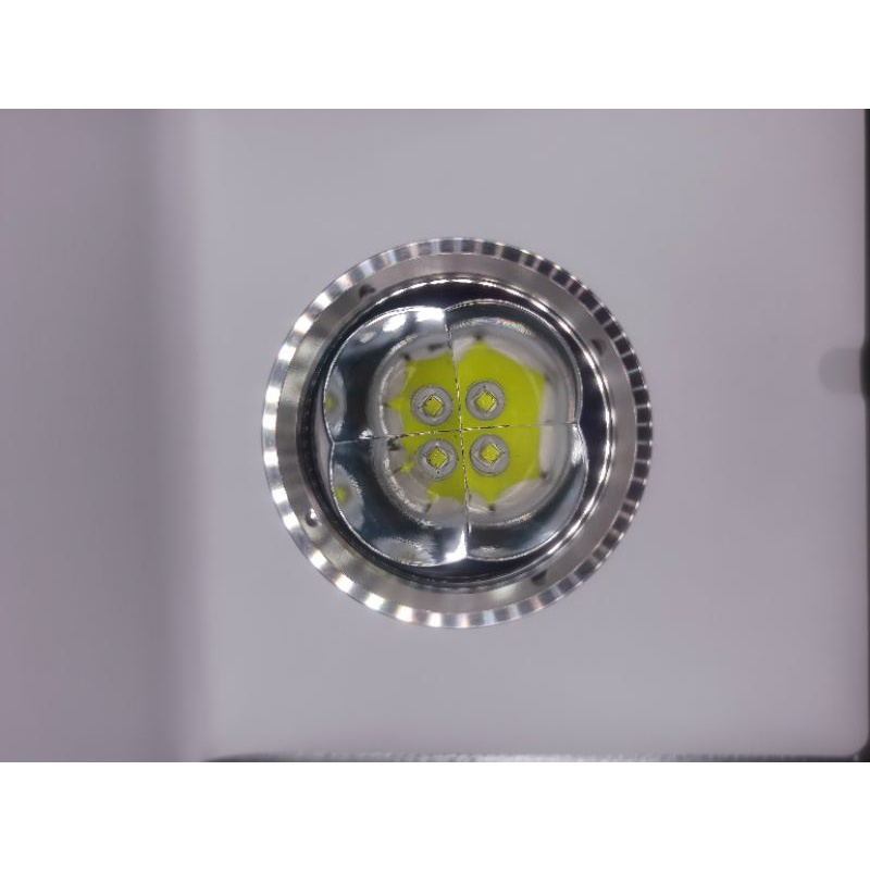 Astrolux ft02s 4x sst40 7000lm