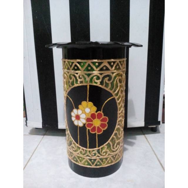 Vas bunga besar dari paralon