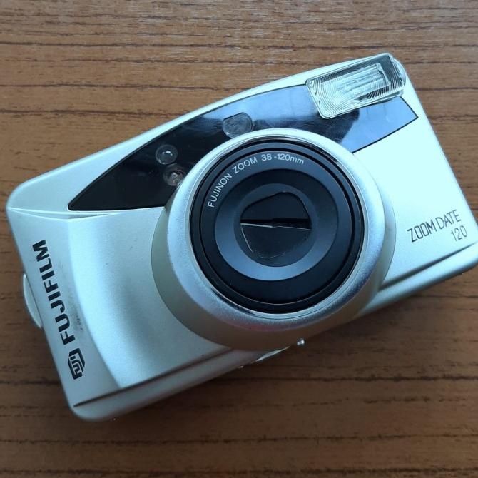 Kamera Analog Fujifilm Super 120 AZ Fujifilm Zoom 120