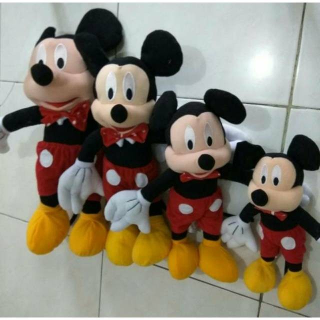 Mickey Mouse ukuran XL