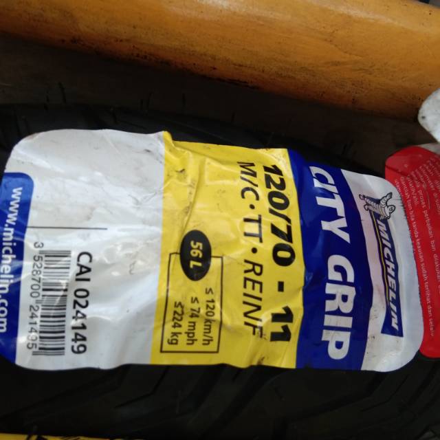 Ban Michelin 120/70-11CityGrip Ban Vespa Primavera belakang