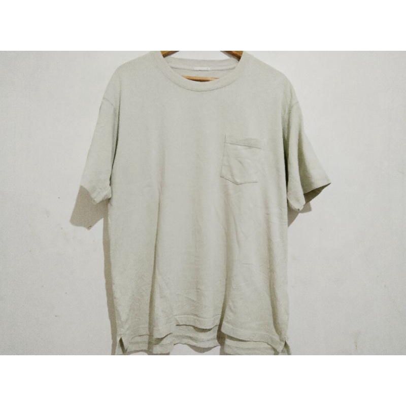Tshirt/Kaos GU Basic Oversized Warna Pastel Second