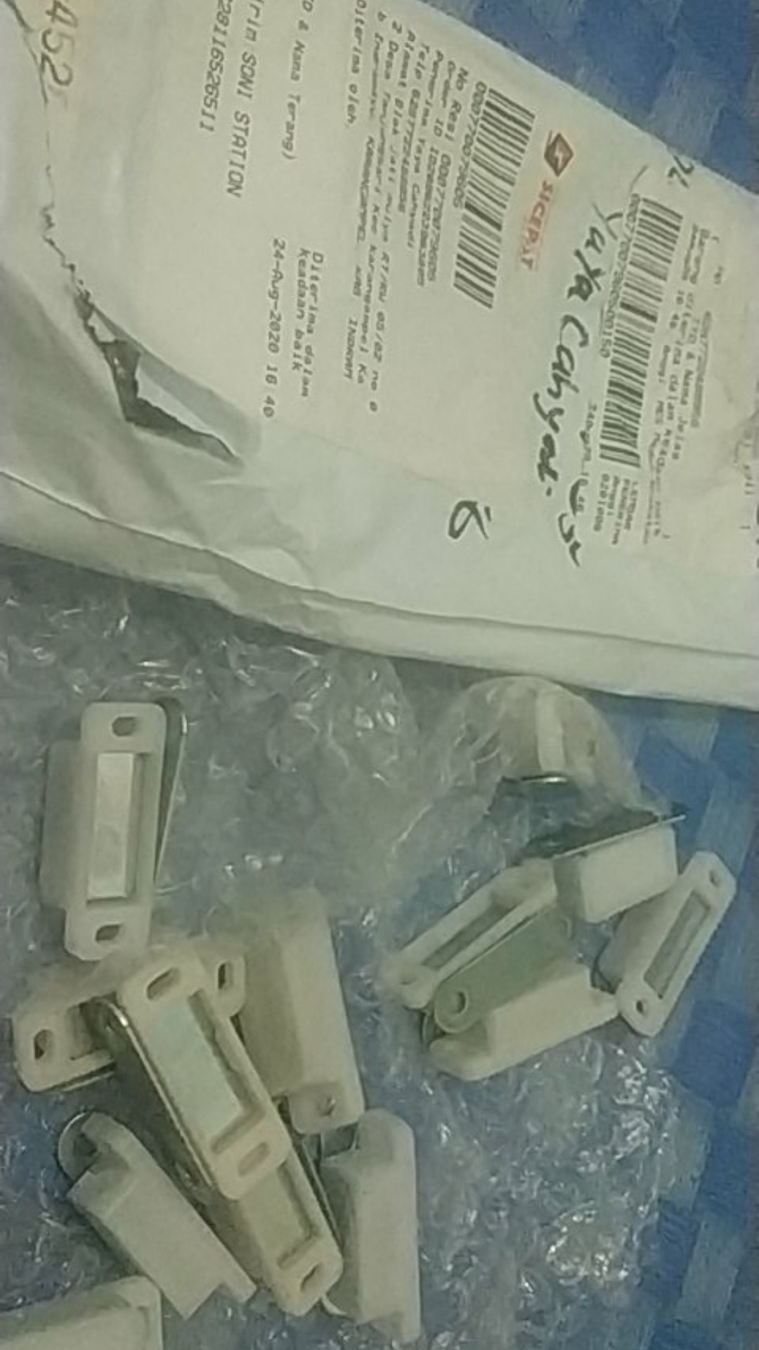 Mp 33 Magnit Pintu Kayu Lemari Warna Putih / Magnetic Catch / Tic Tac Magnit