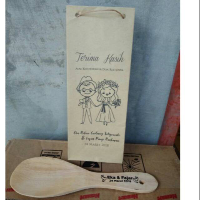 

Souvenir centong plus paperbag