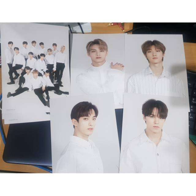 Poster Seventeen ao+