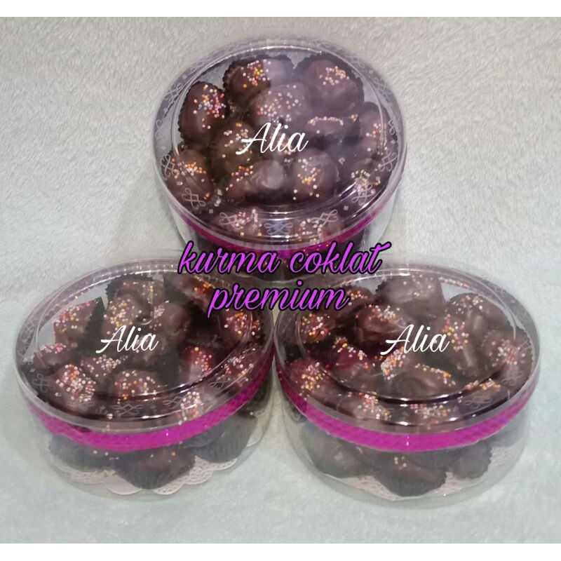 

kurma coklat