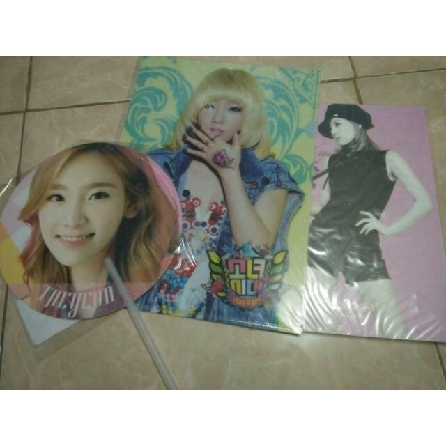 Taeyeon snsd album goodies