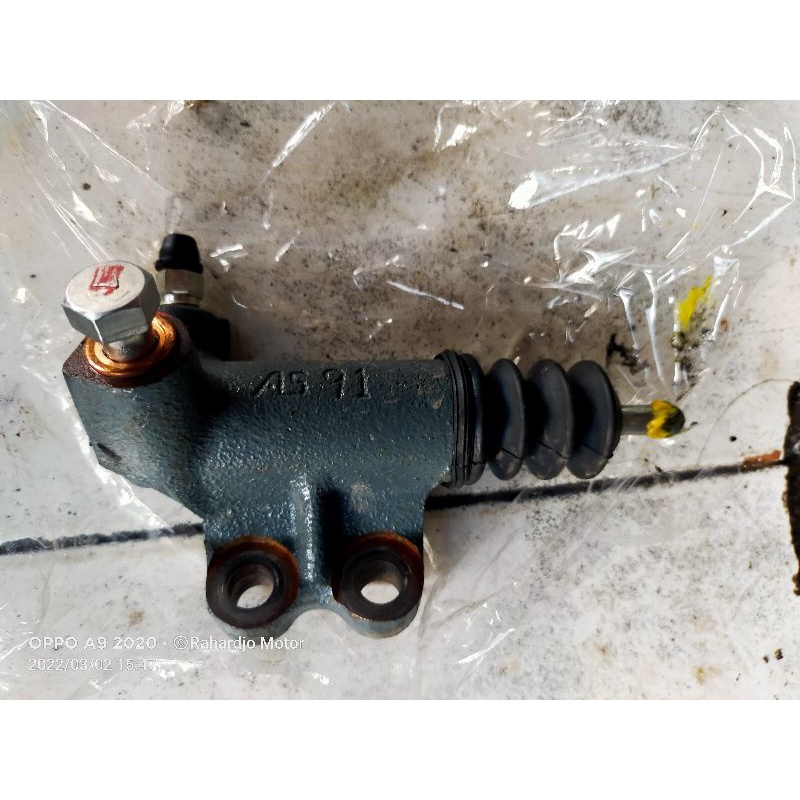 Sentral kopling bawah L300 Diesel