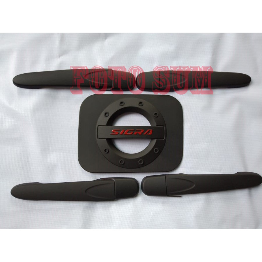 Sigra cover handel dan tangki mobil sigra tulisan merah