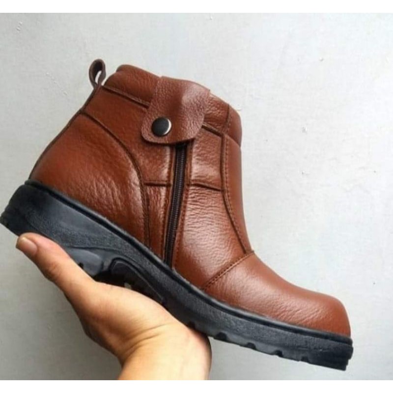 SEPATU KULIT SAPI ASLI SAFETY BOOT RESLETING PRIA