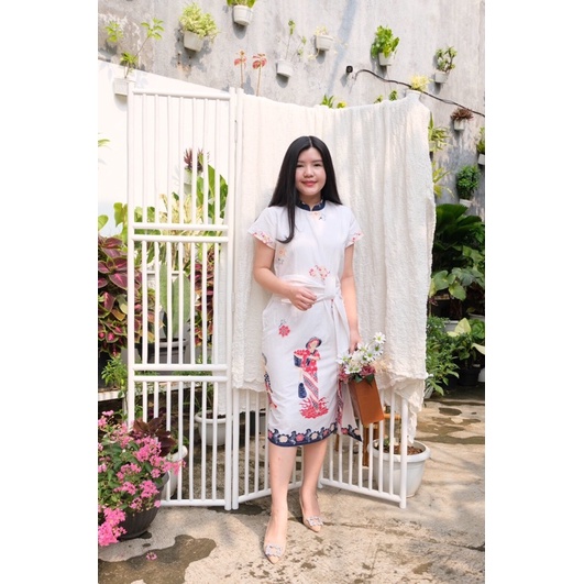 COLEN DRESS - PUTIH MBOK JAMU