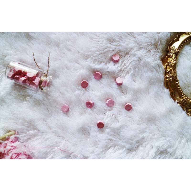 

Milky Pink - Wax Beads
