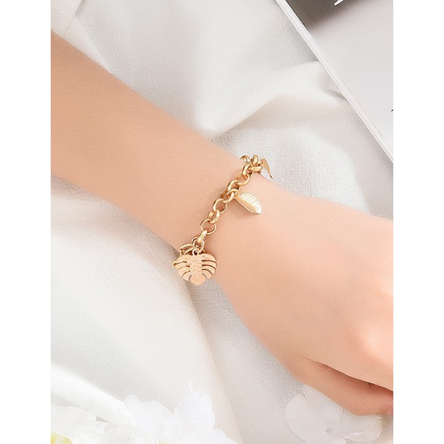 LRC Gelang Tangan Fashion Gold Leaf Bracelet D03972