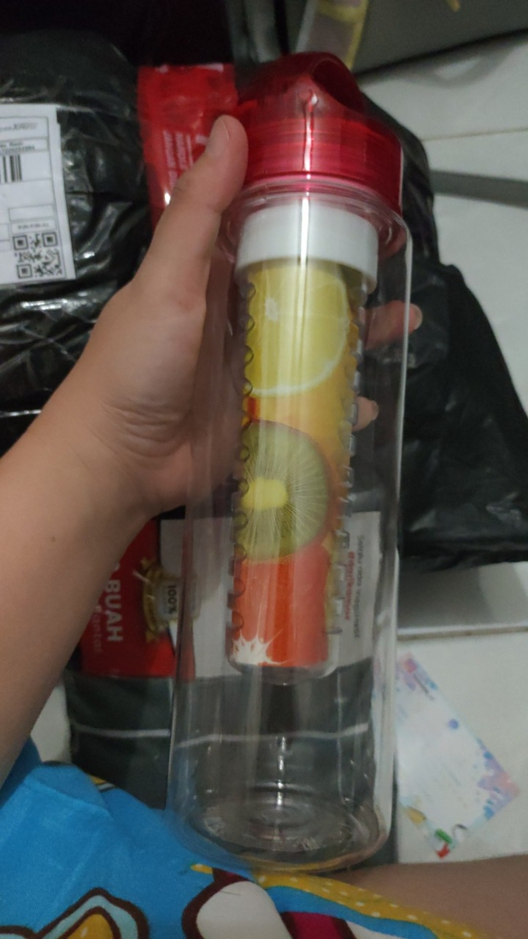 Home-klik  Tritan Water Bottle With Fruit Infuser - Random