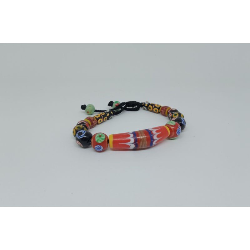 Gelang Manik Dayak Kalimantan