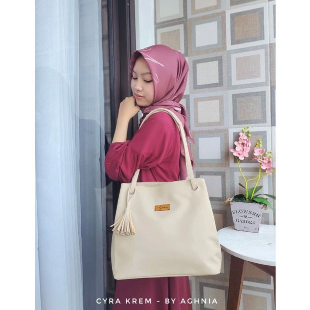 TOTEBAG CYRA CHOCOLY BY AGHNIA