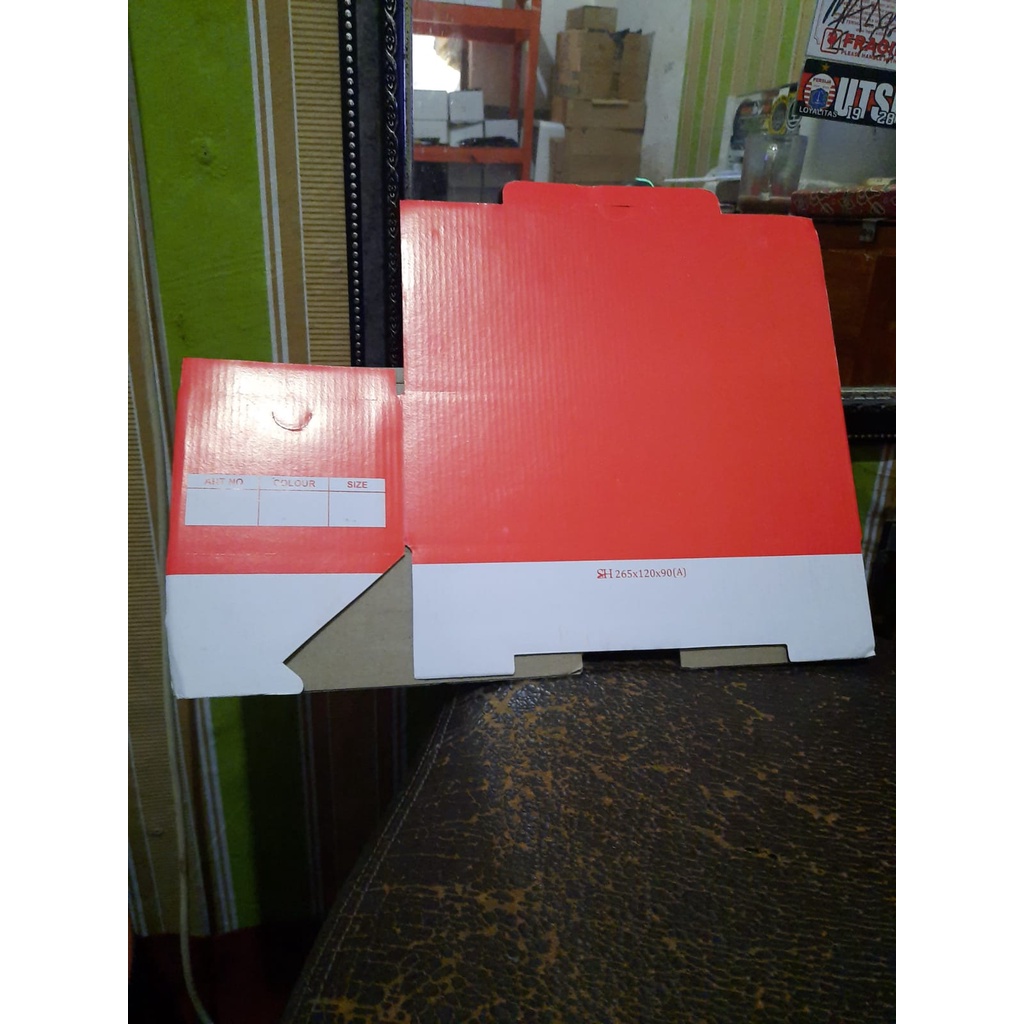 box merah