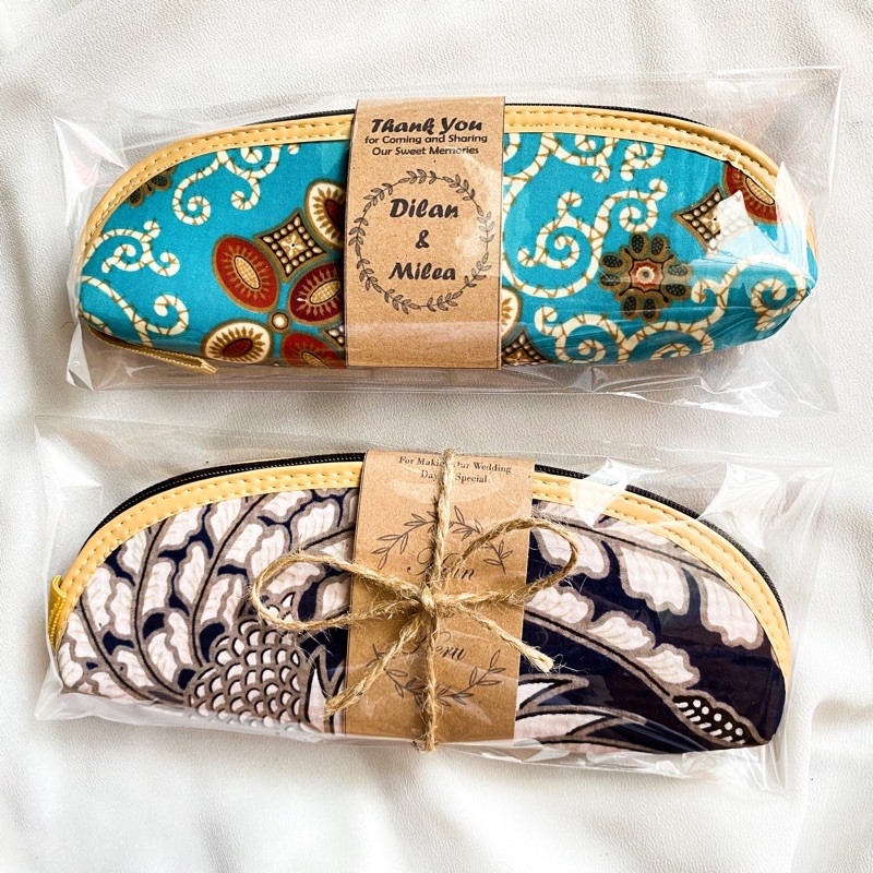 

SOUVENIR DOMPET BATIK TEMPAT PENSIL MURAH