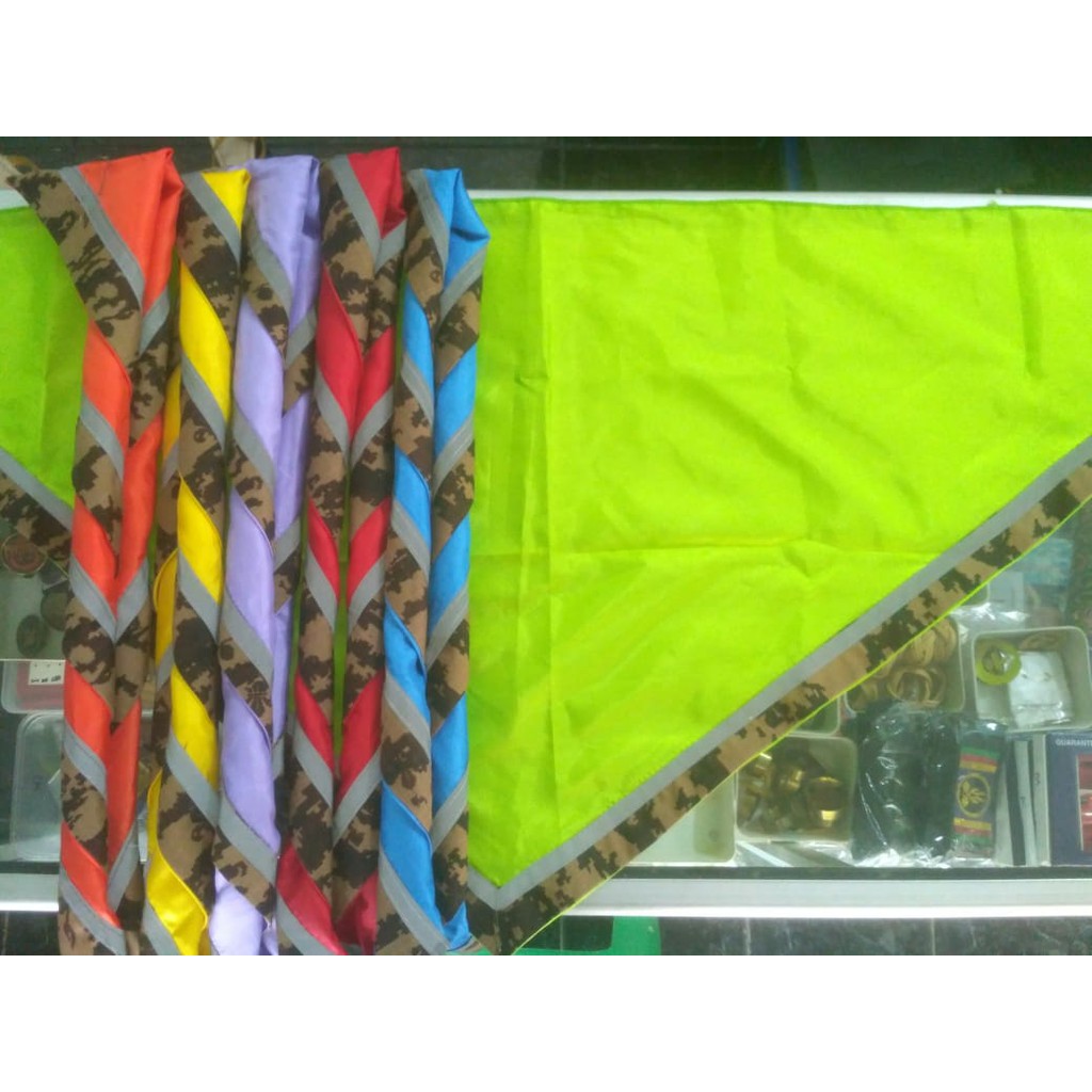 Scraf Pramuka Slayer Pramuka Pita Loreng Bercahaya