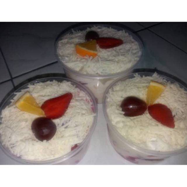 

Salad Buah 450ml Full Keju dan Buah Buahan Segar