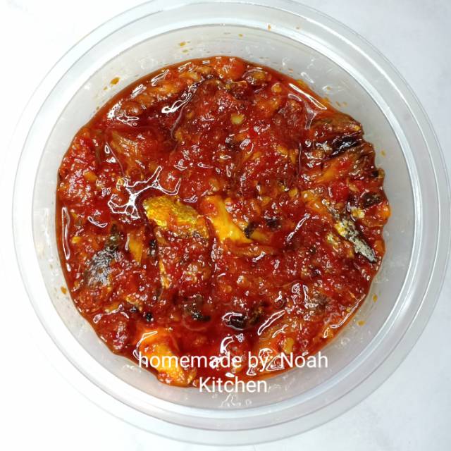 

Sambal tongkol suwir super pedass,mantap