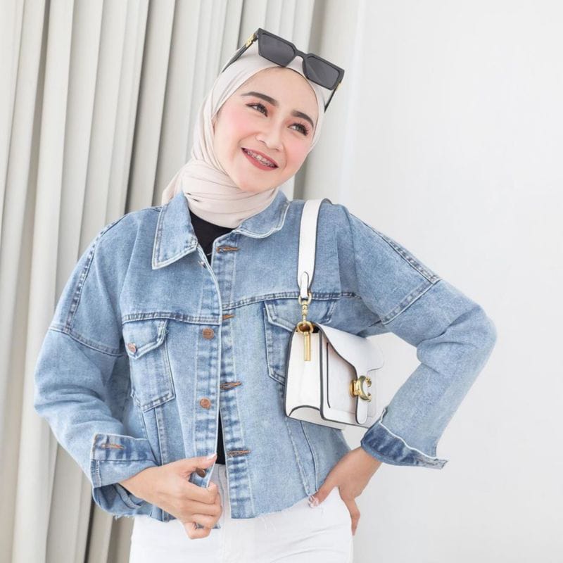 Jaket Jeans Denim Crop Oversize LD 100 - 140 cm I Jaket Sandwash Snow Acid Bianca I Cropped Denim Jacket | jaket jumbo | jaket korean oversize | jaket jeans oversize | jaket jumbo