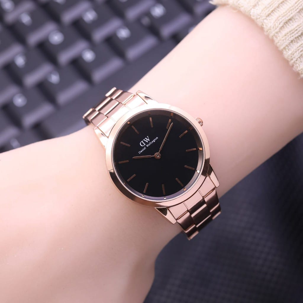 Jam Tangan Wanita Harajuku Korea Fashion DE 22 Strap Rantai