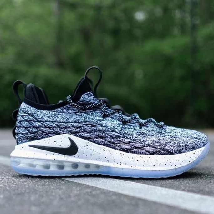 lebron 15 low oreo