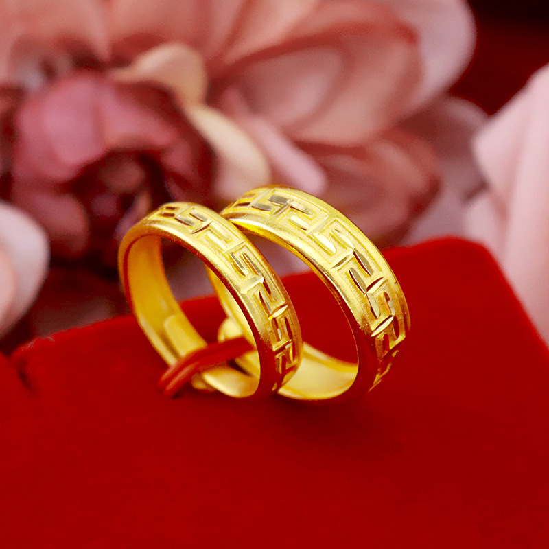 Cincin Pasangan Lapis Emas Motif Tembok Besar Untuk Pria Dan Wanita