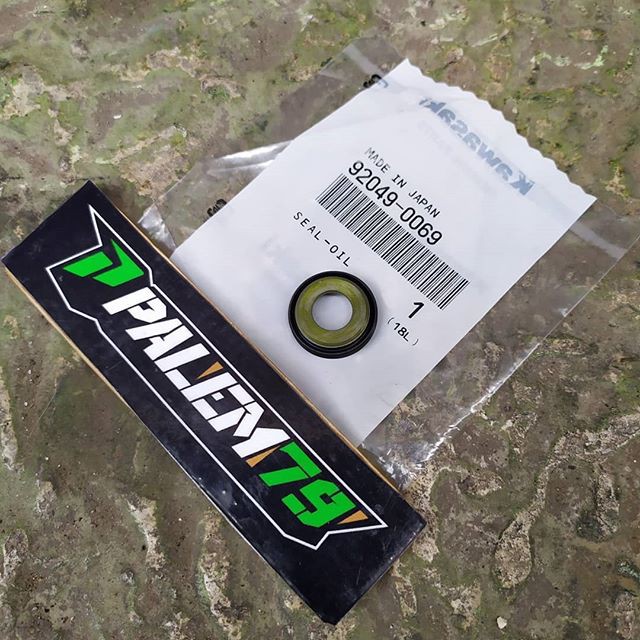 Seal Monoshock Ori KLX 150 - Sil Shock Belakang Original Dtracker 150