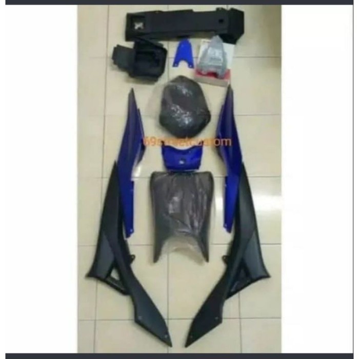 paket body belakang yamaha R15 V2 lama original