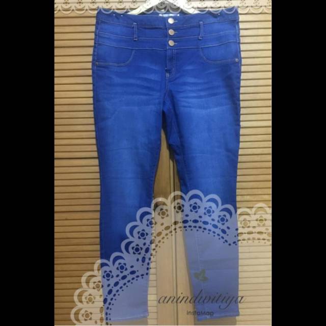 Jeans Hight Waist Wanita No Boundaries 17W/37 (NOBO)