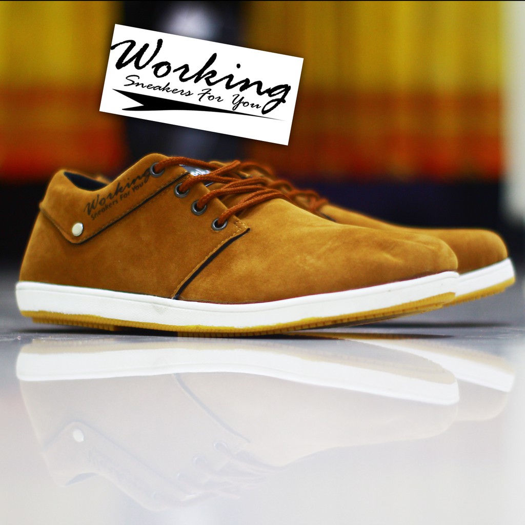 Sepatu Pria Kasual Kerja Working S-02