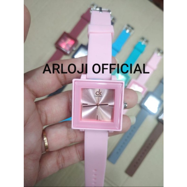 Jam tangan Square Fashion waniata