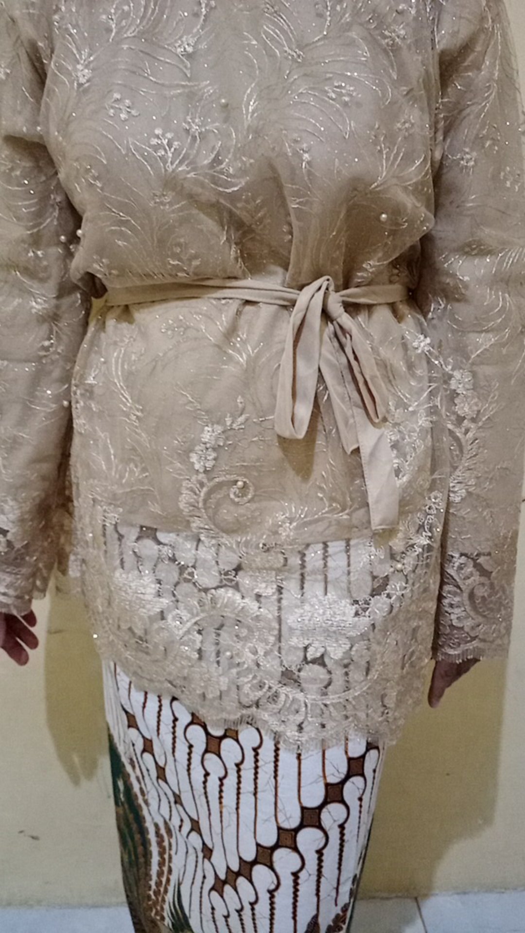 Couple Batik Parang Putih Bruklat Terbaru Lumbung Batik