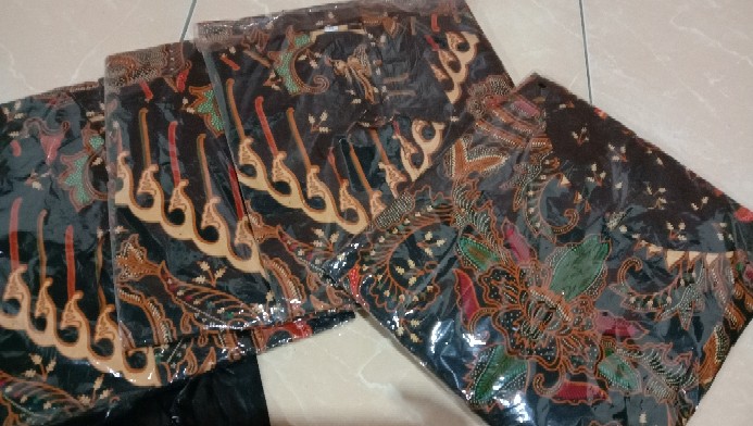 Termurah Bisa Pisah- Couple Keluarga / Couple Batik Keluarga / Batik/couple Batik Anak/ Kupu Kuning