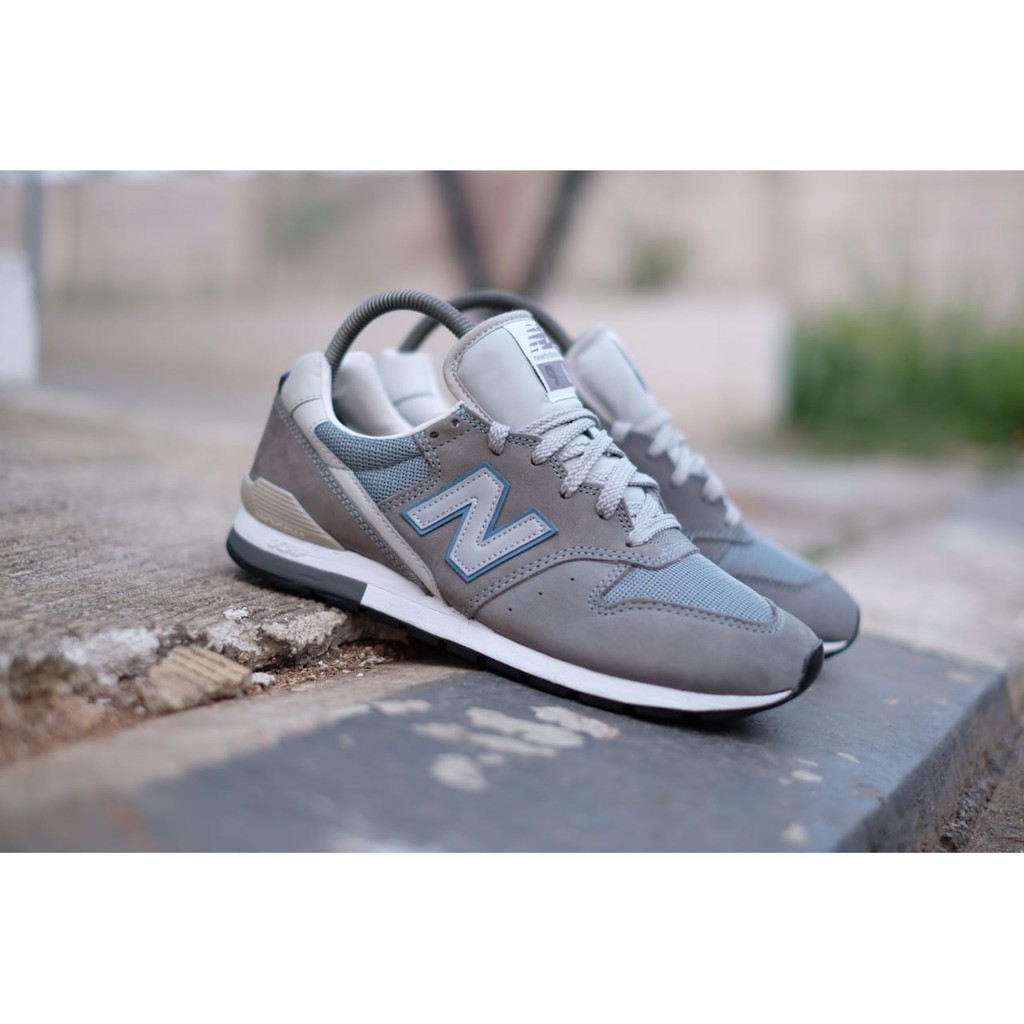 New Balance 996 Grey