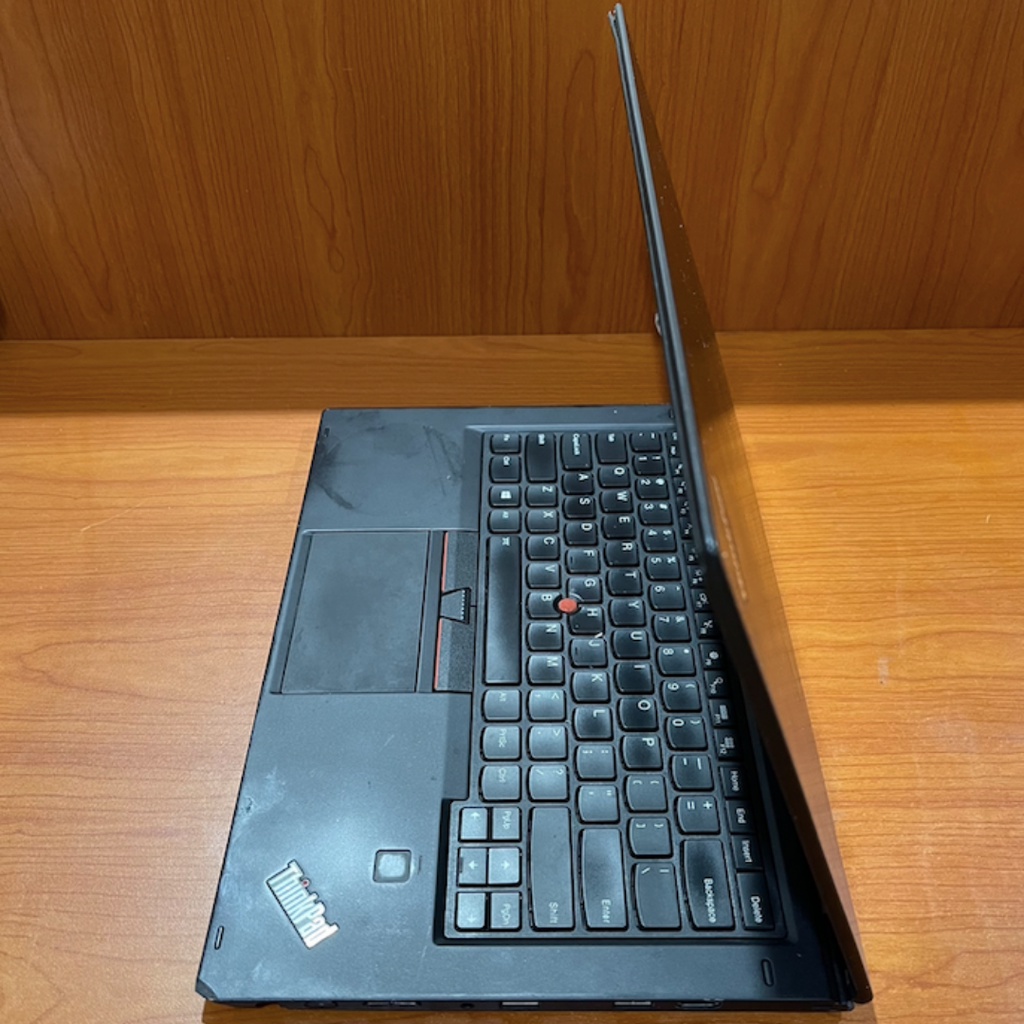 LENOVO THINKPAD X1 YOGA CORE I5 6300U 2.40GHZ RAM 8 GB SSD 256 GB